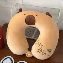 PELUCHE ALMOHADA DE VIAJE CAPIBARA X35CM